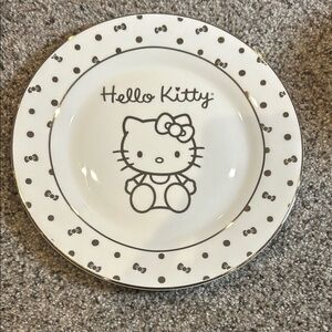 Hello Kitty 10.5” Ceramic Plate New